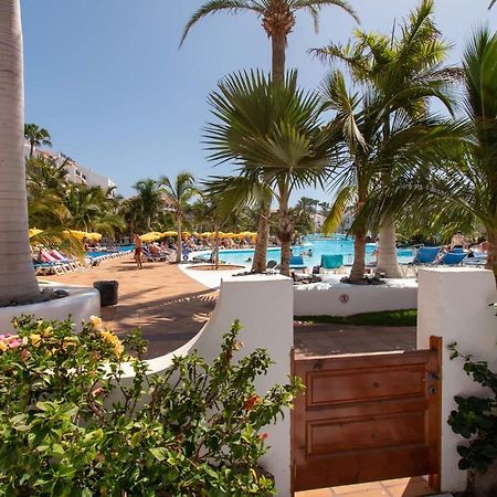 1 Bed Apartment Near The Pool Плая-де-лас-Америкас Экстерьер фото